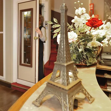 Hotel D'albion Paříž